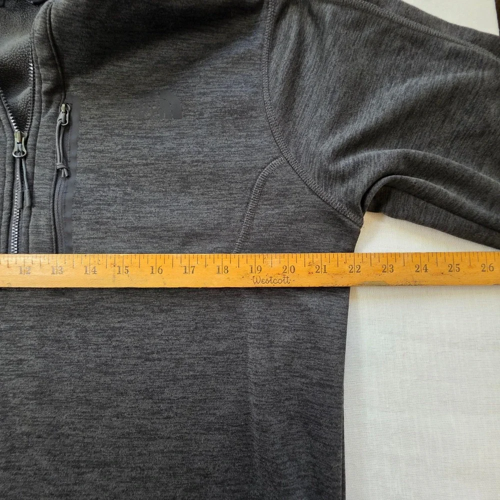 The North Face Quarter Zip Pullover Mens Medium Gray Fleece Gorpcore